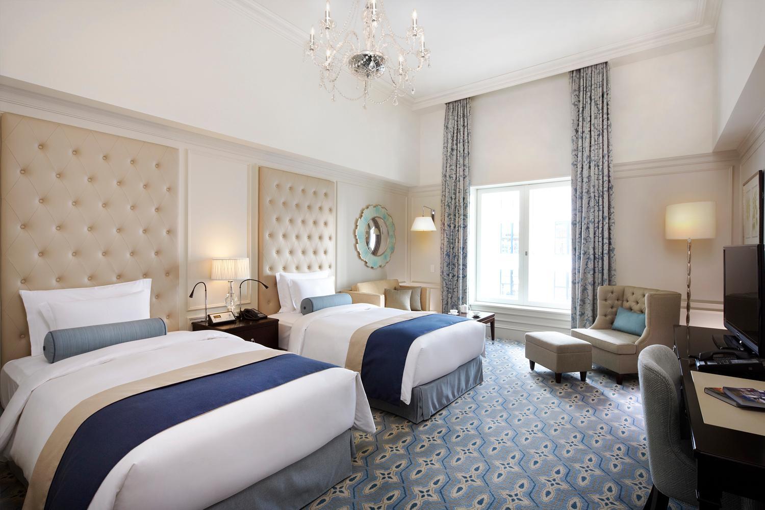 Deluxe, Twin Beds, South Wing, Smoking