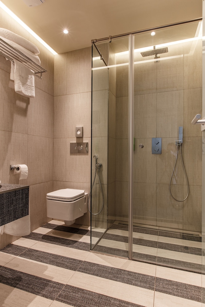 Hotel Opera Mamaia 27/70