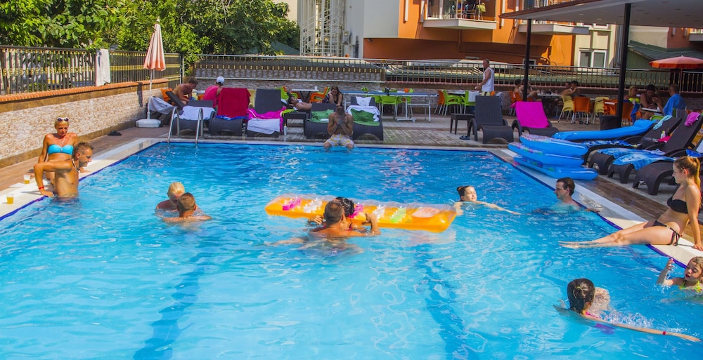 Kleopatra Ada Beach 33/41