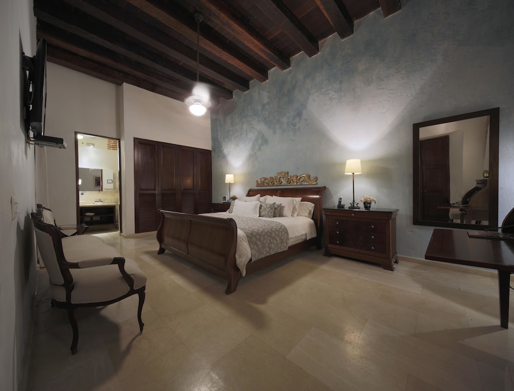 Casa Del Arzobispado Hotel 53/69