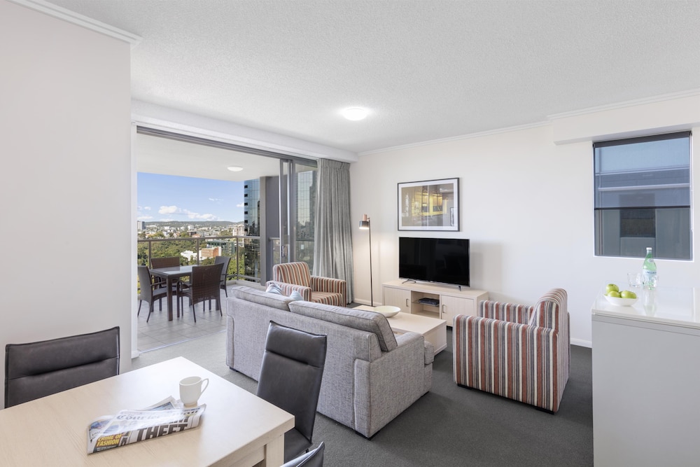 Oaks Brisbane On Margaret Suites 51/64