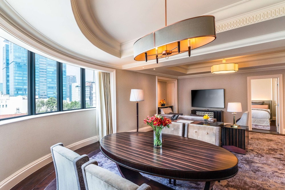 Caravelle Hotel Saigon 45/80
