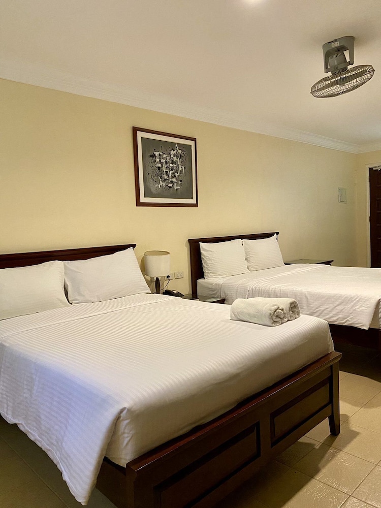 Panglao Regents Park Resort 17/54