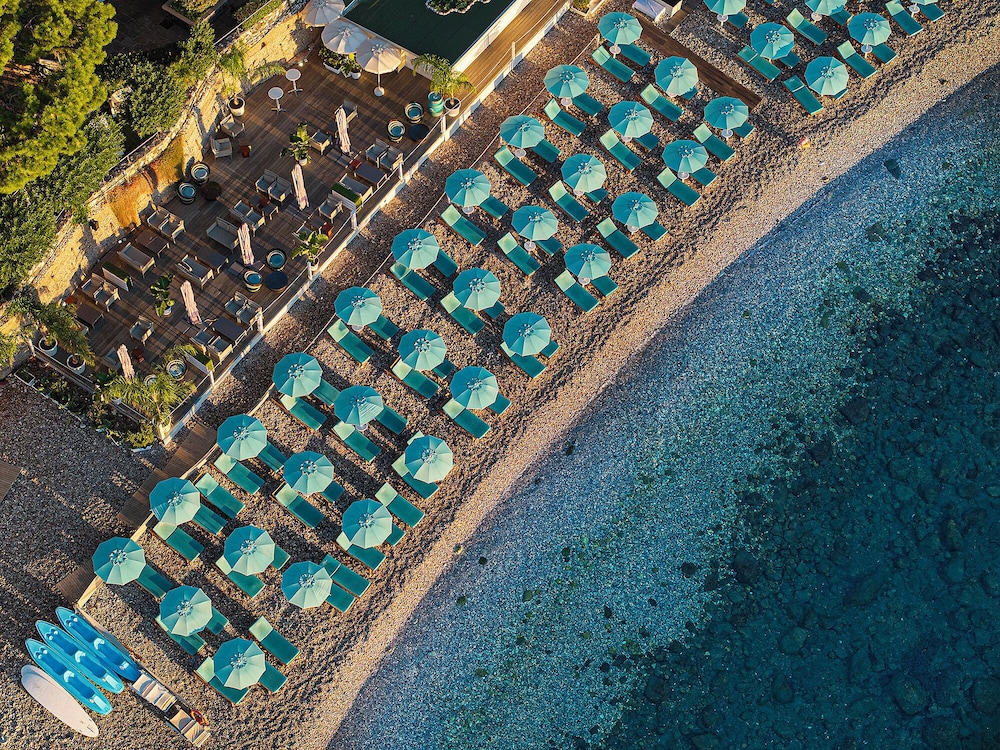 La Plage Resort 91/99