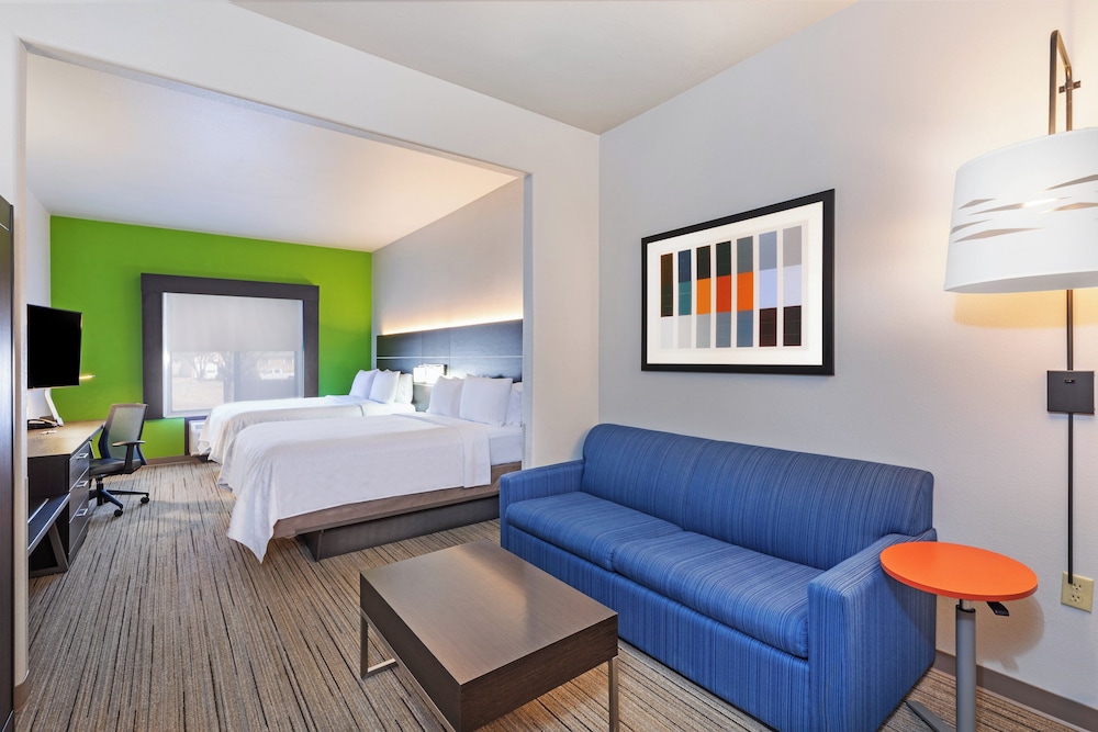 Holiday Inn Express Hotel Suites Guymon 33/69