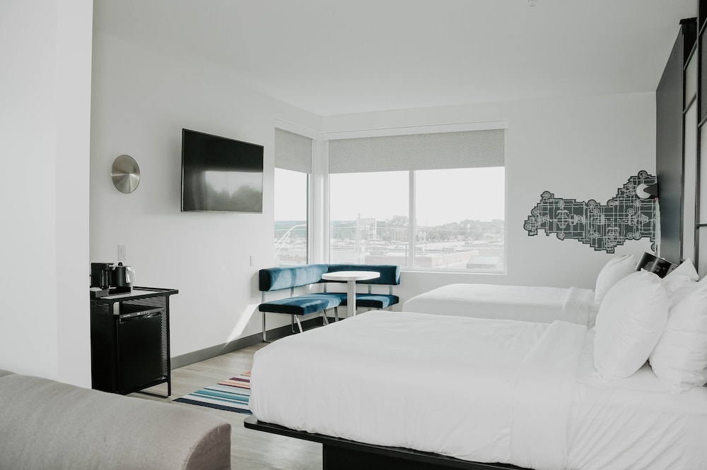Aloft Omaha West 11/50