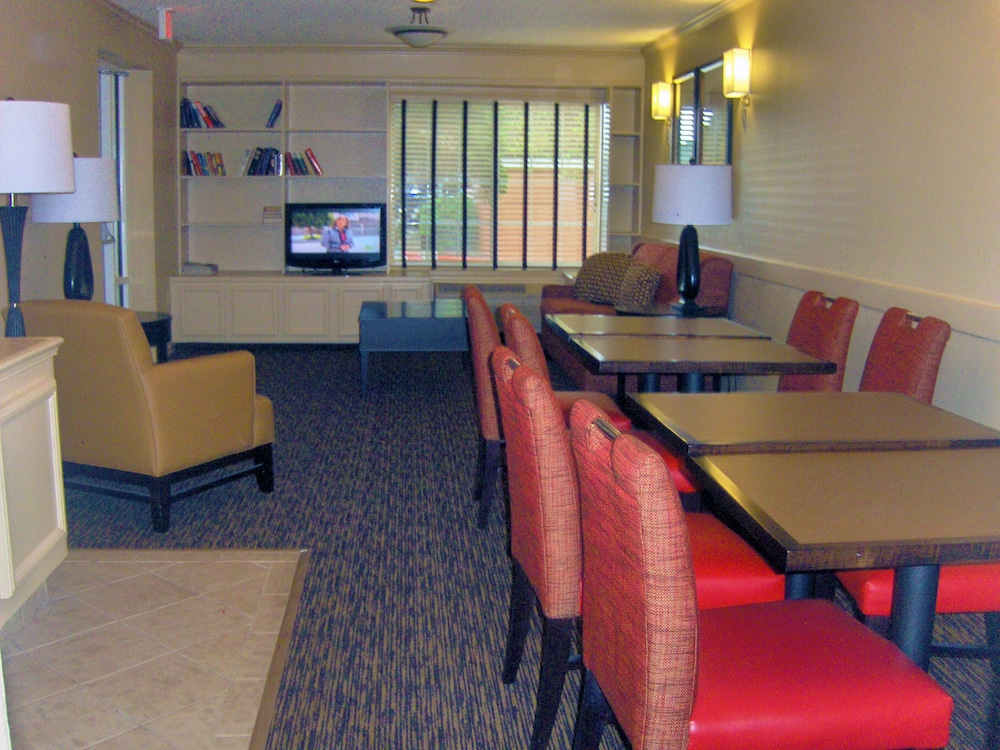 Extended Stay America - Atlanta - Marietta - Powers Ferry Rd 44/66