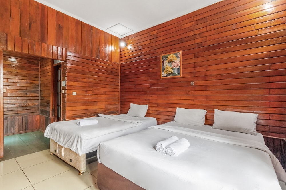 Nirwana Hotel Lembang by ZUZU 5/50