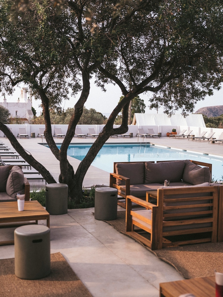 wecamp Cadaques 38/44