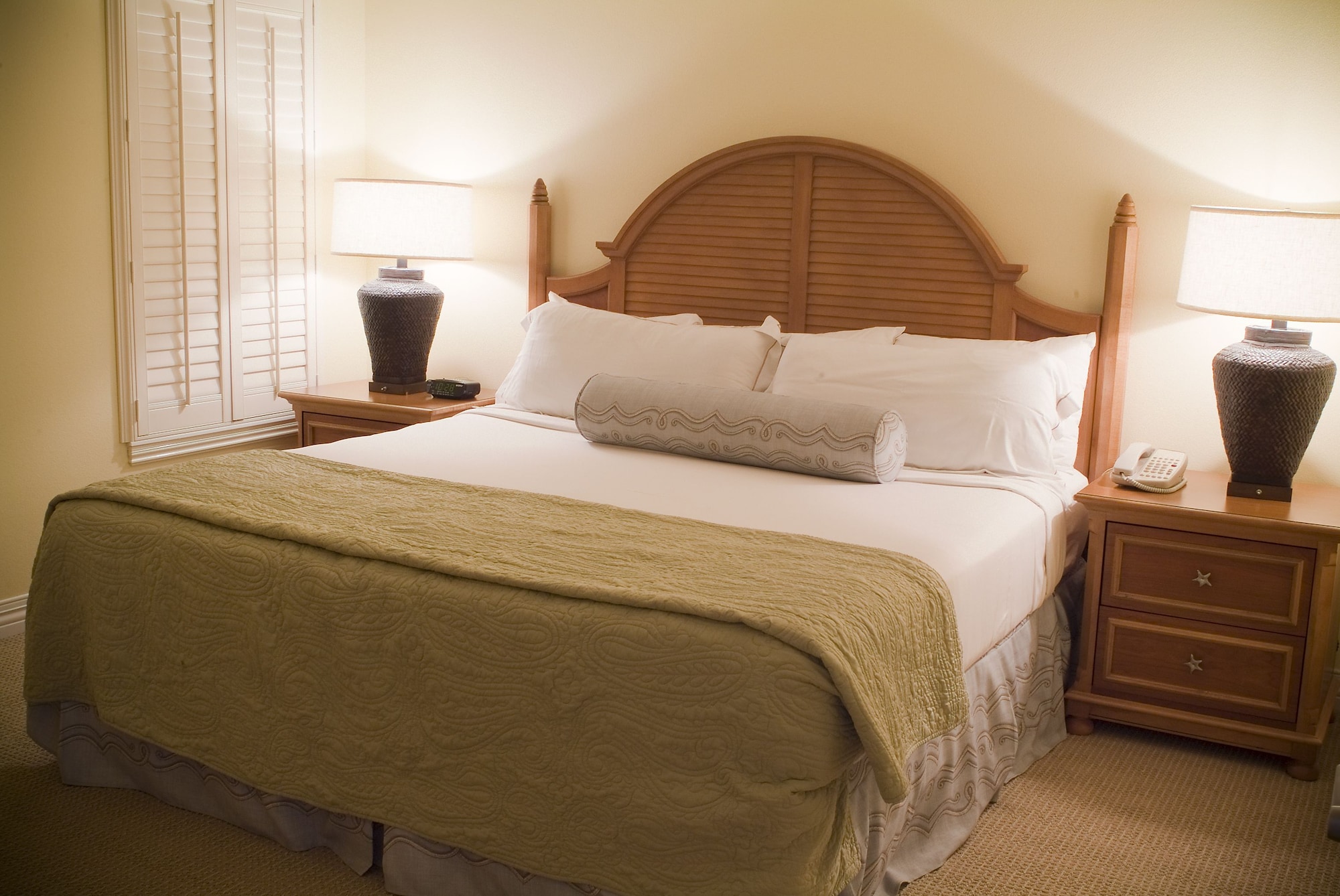 1 Bedroom, Villa, King Bed, Beach Front, Sofa