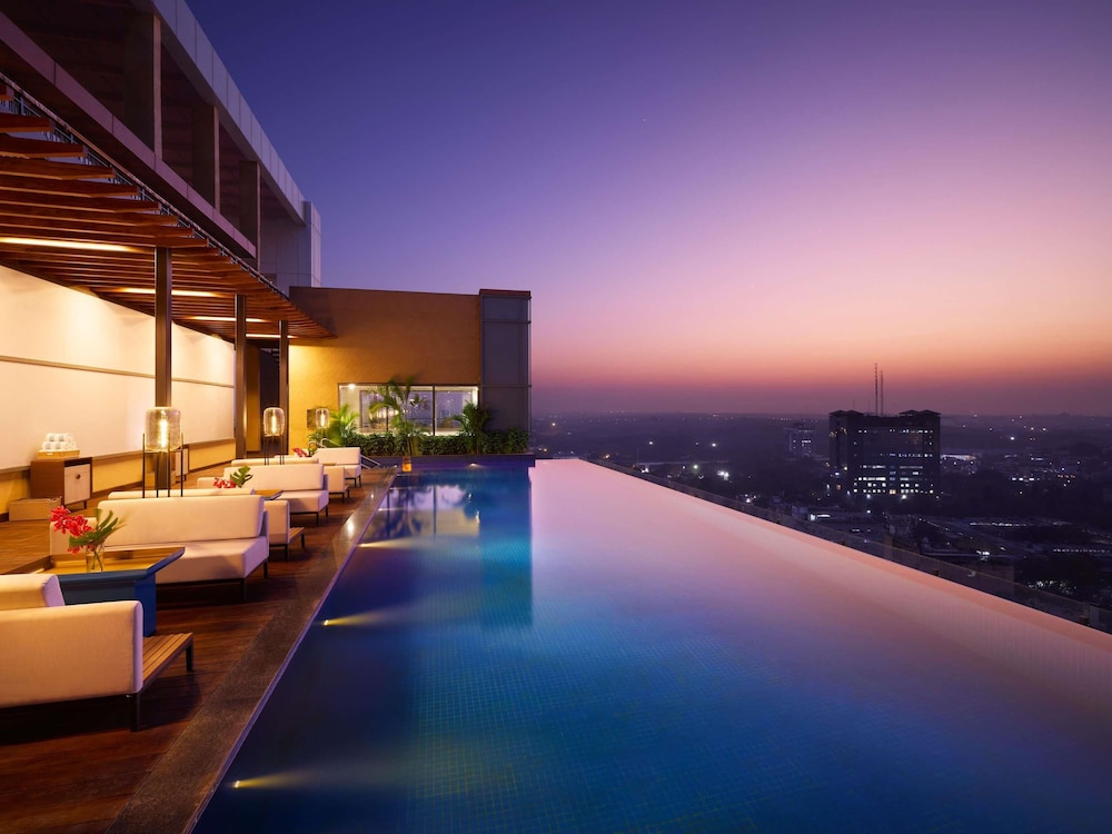 Novotel New Delhi City Centre 20/50