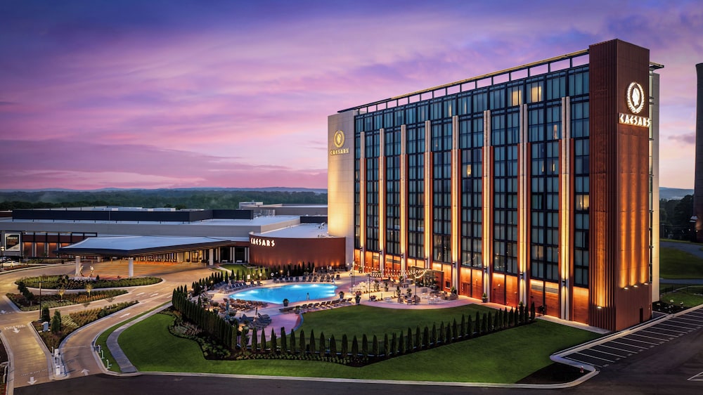 Caesars Virginia - A Caesars Rewards Destination 3/51
