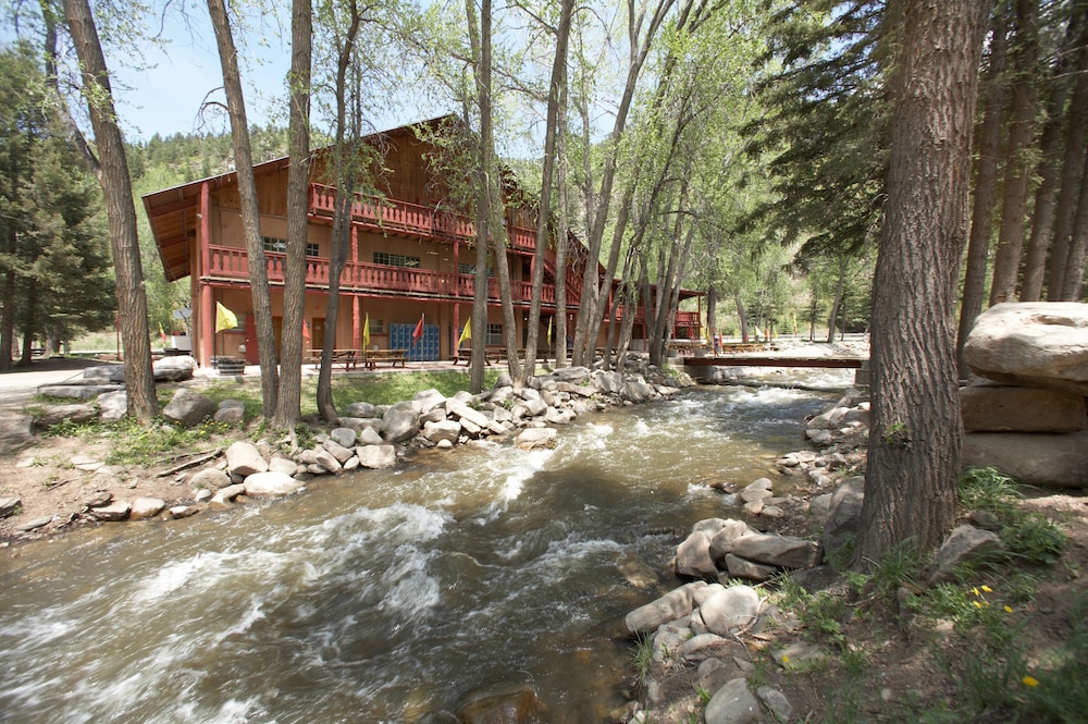 Sipapu Ski and Summer Resort 5/28