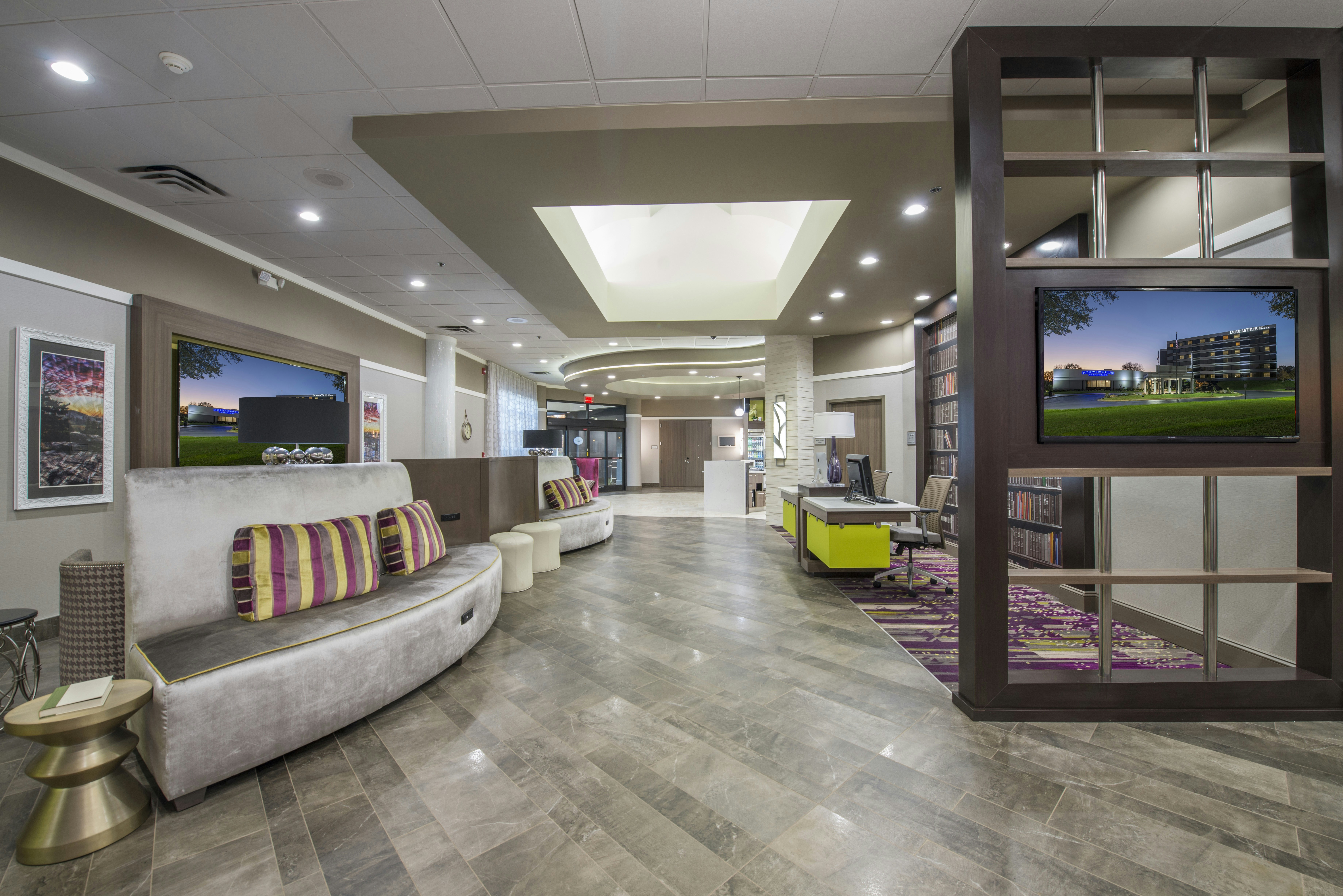 Doubletree By Hilton Hotel Winston Salem - University 34/55