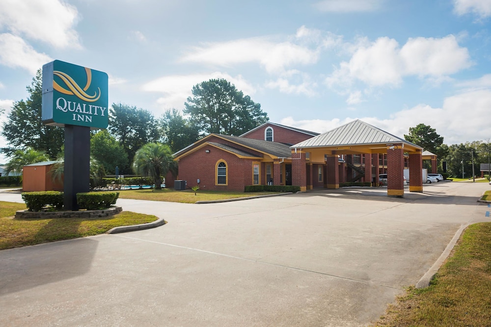 Quality Inn Deridder, LA 3/38