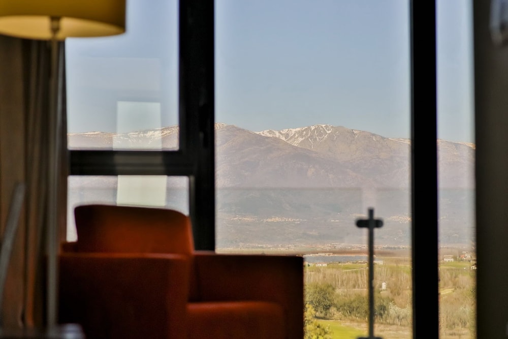 Hospedium Valles de Gredos Golf 44/50