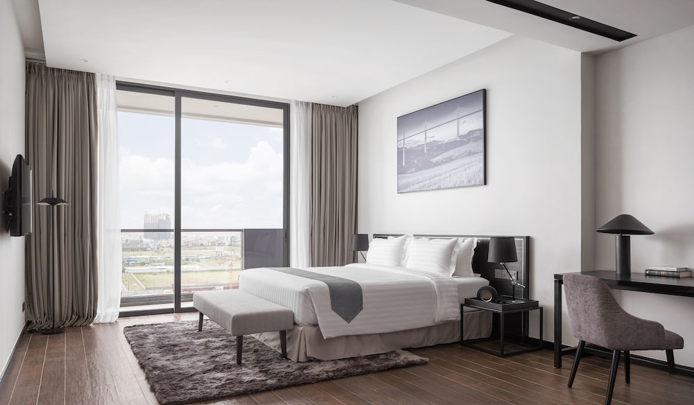 Lyve Inc Hotel And Residence 13/70
