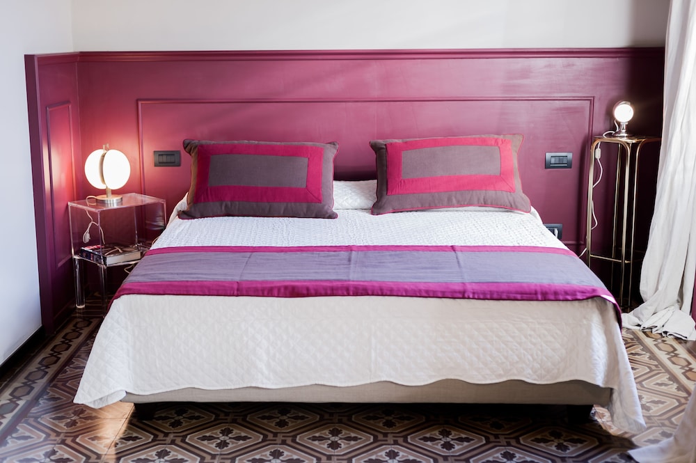 Arnobio Florence Suites 10/34