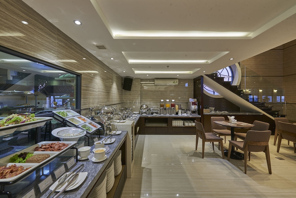 Athena Boutique Hotel 46/61