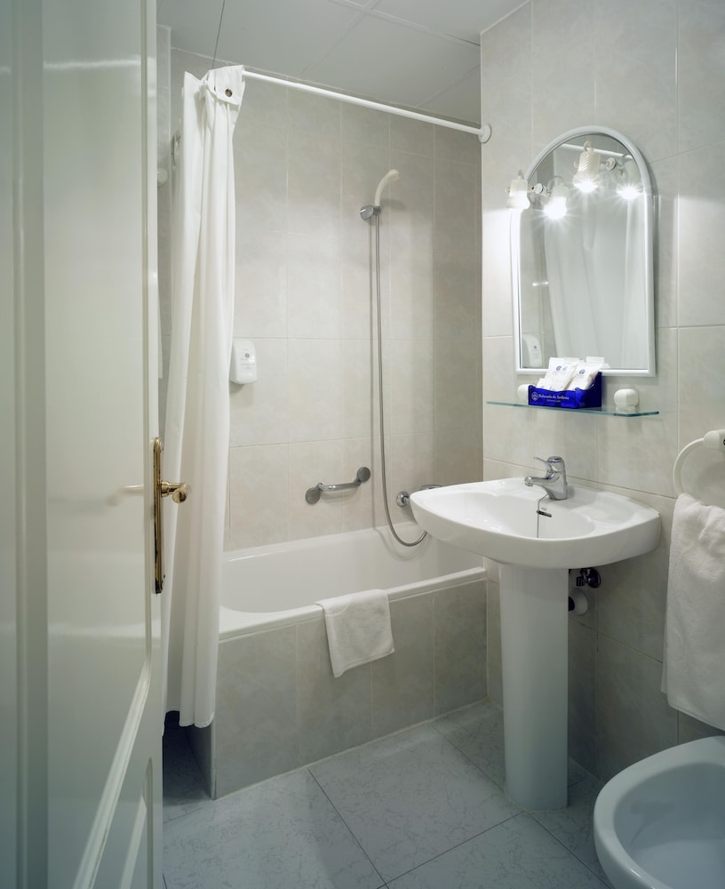 Balneario de Archena Hotel Leon 30/34
