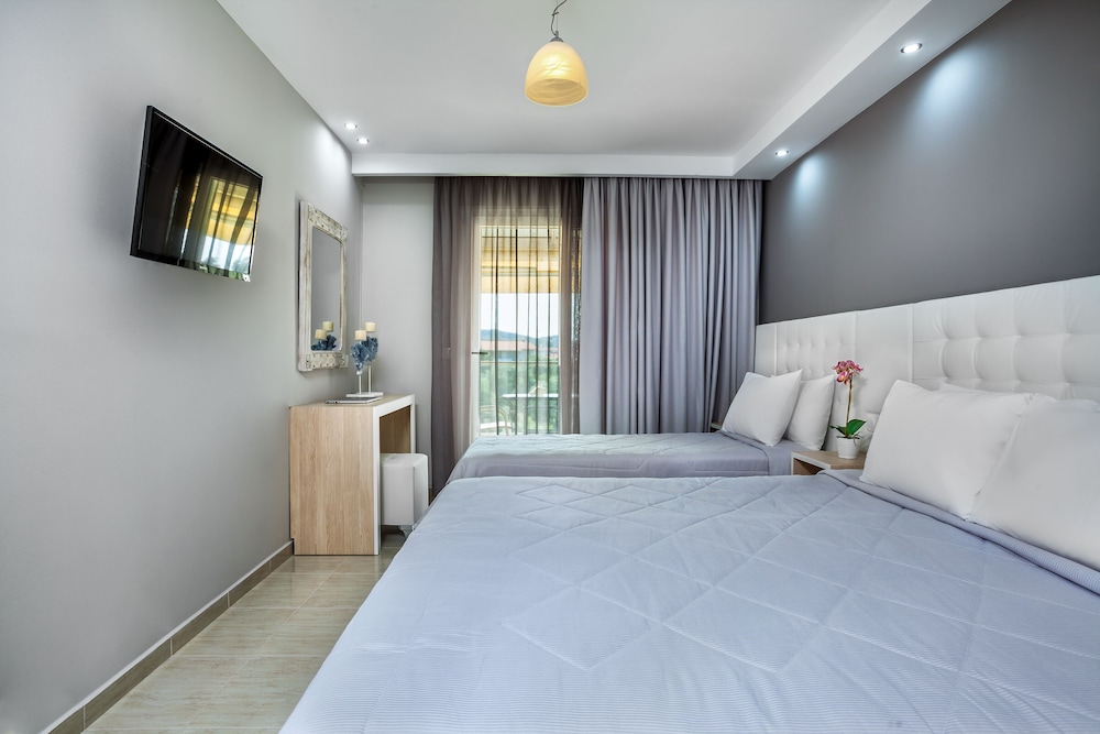 Anna Hotel 28/73