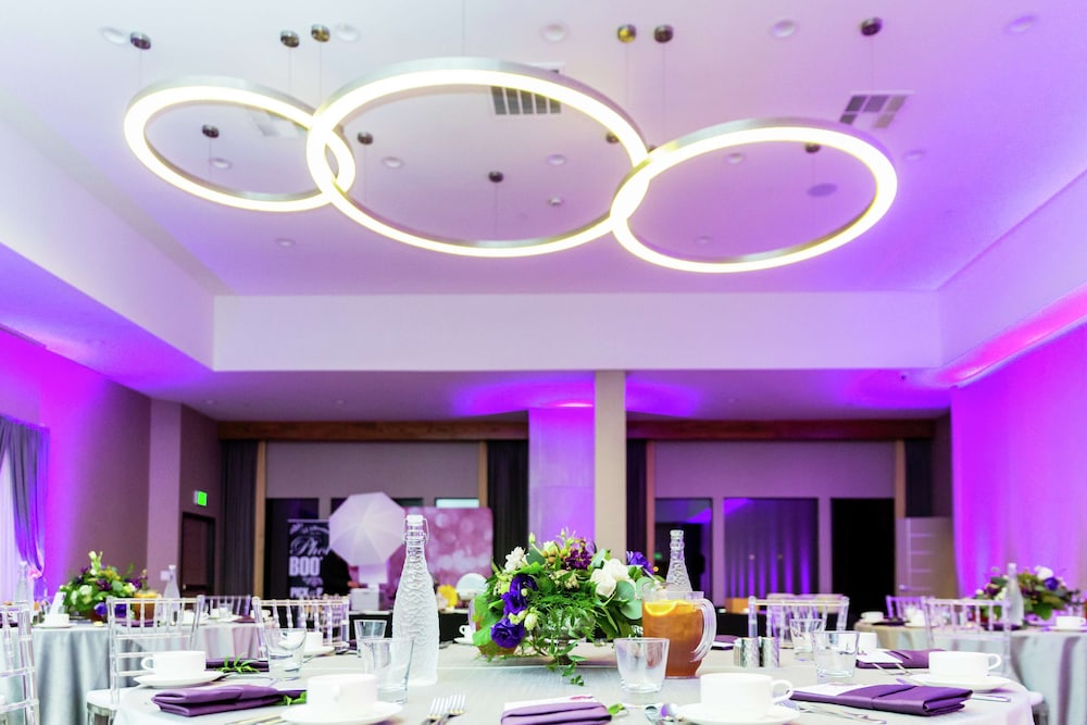 Doubletree By Hilton Pomona 53/64
