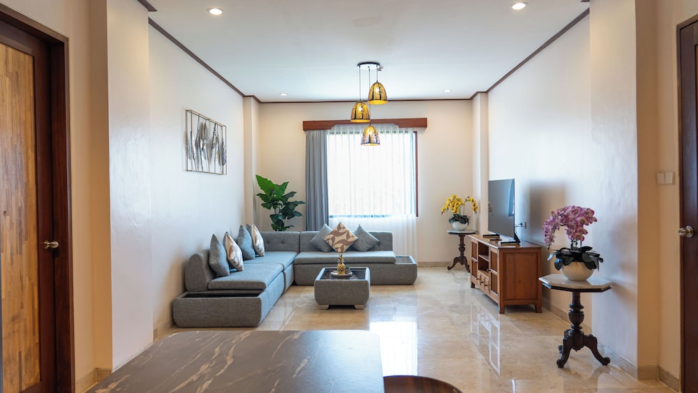 Bali Tropic Resort And Spa 52/72
