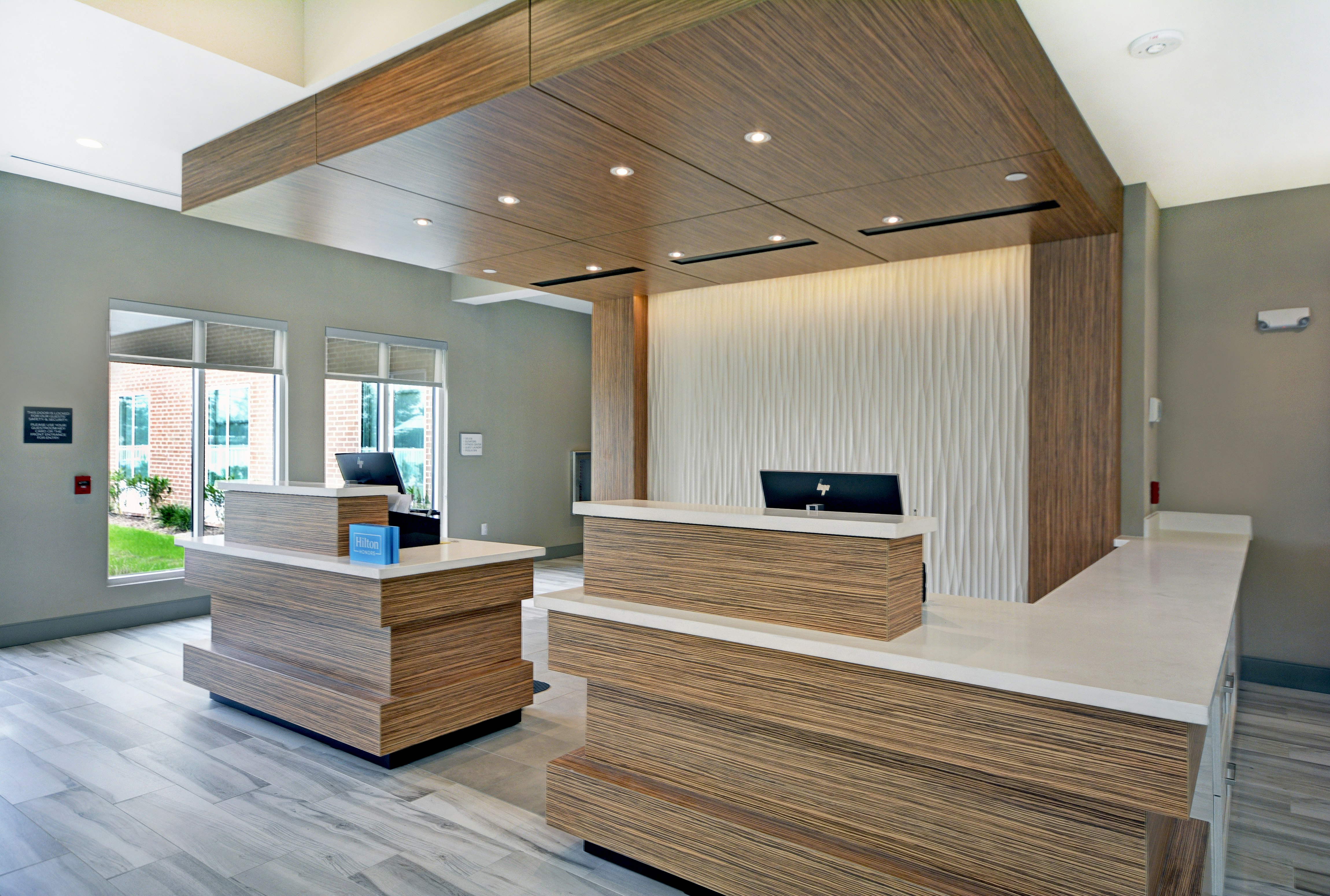 Hilton Garden Inn Houston Hobby Airport 7/40