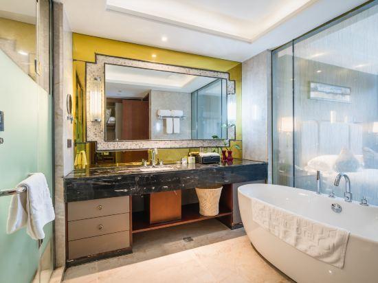 Jin Hong Hotel 24/27