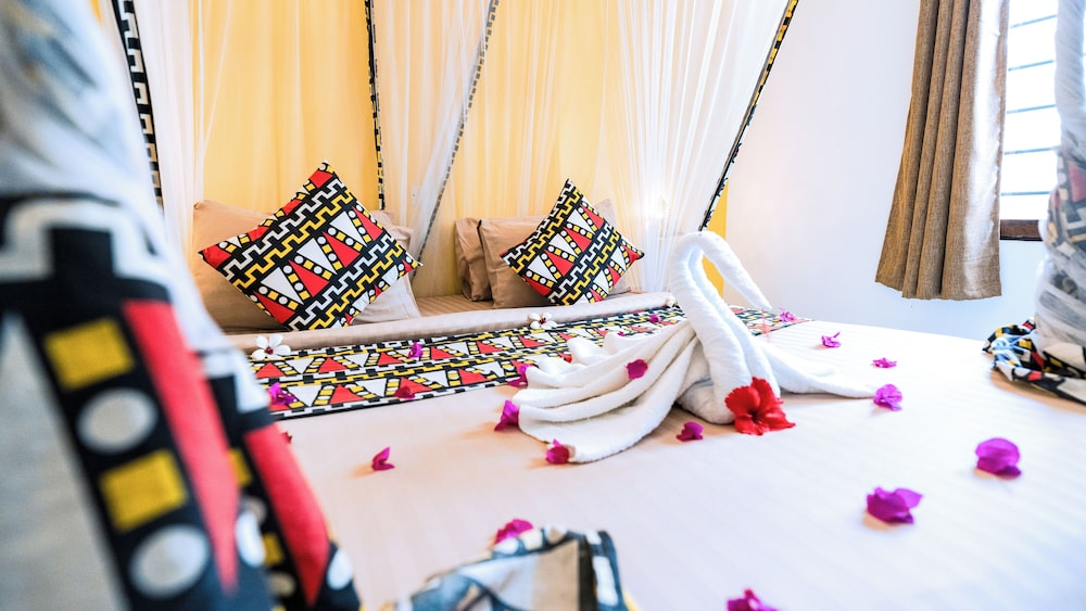 Paradise Beach Resort 18/50
