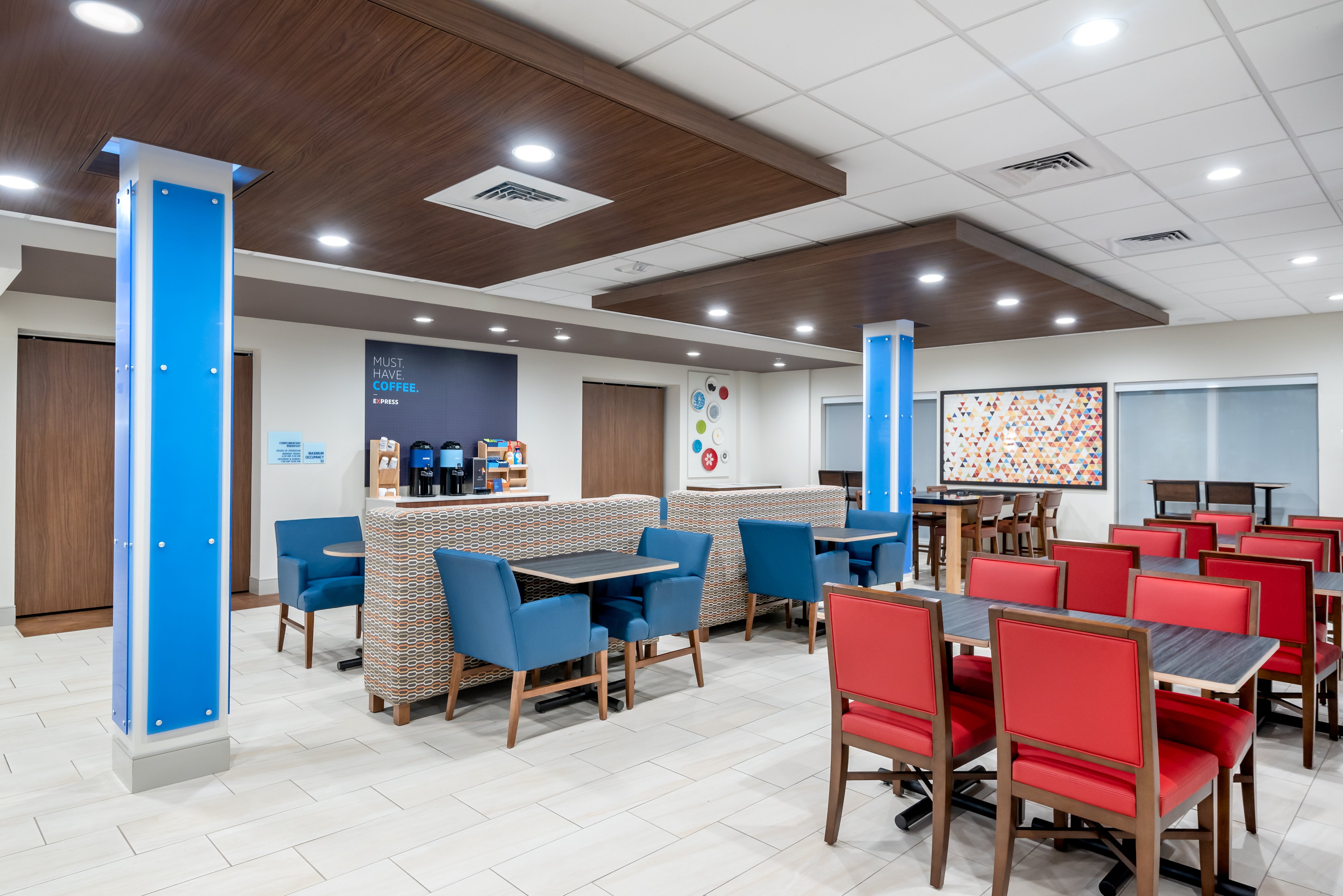 Holiday Inn Express & Suites Punta Gorda 31/45