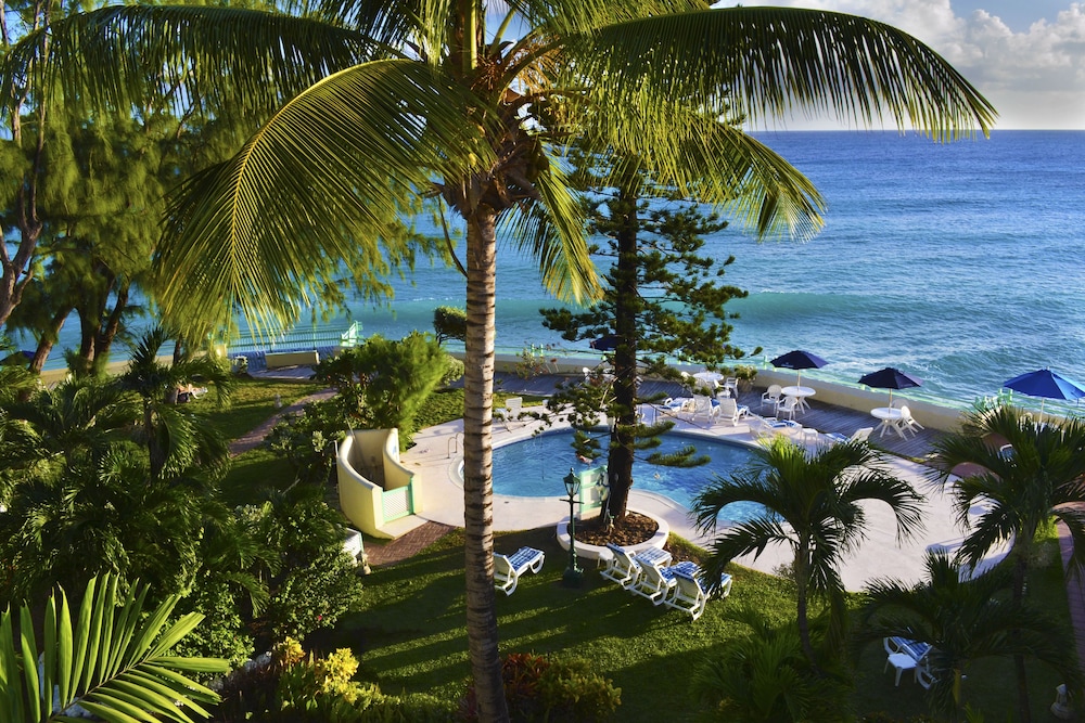 Blue Orchids Beach Hotel 42/46