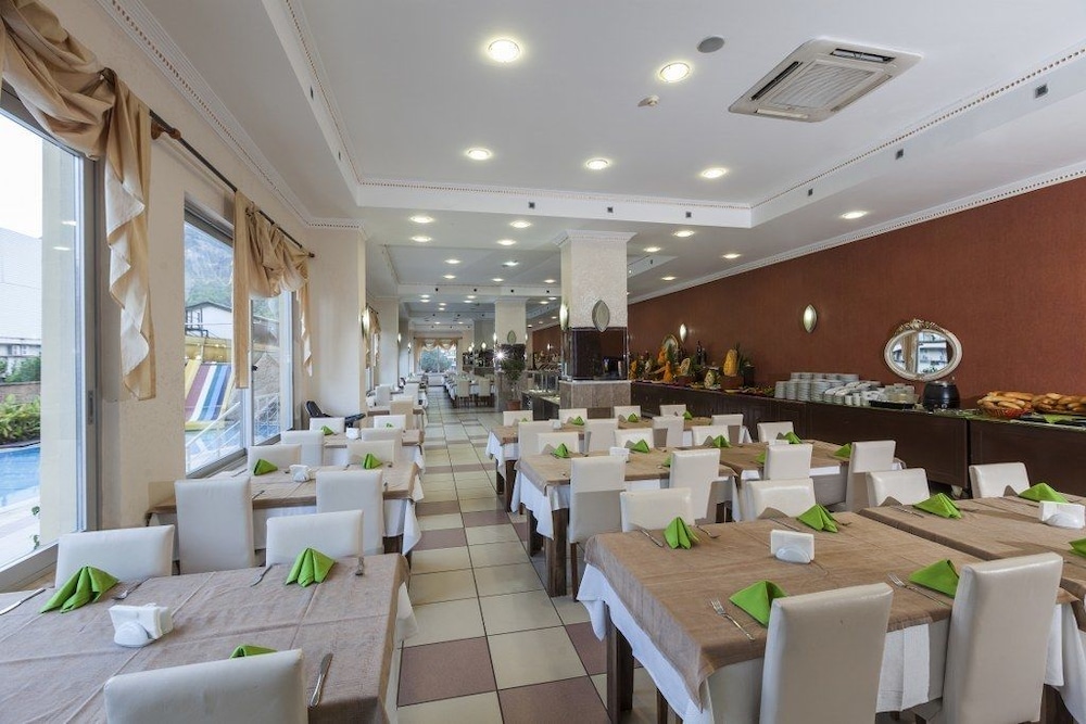 Get Enjoy Hotels 44/58