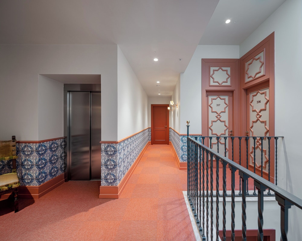 Cristine Bedfor Sevilla Boutique Hotel 53/63