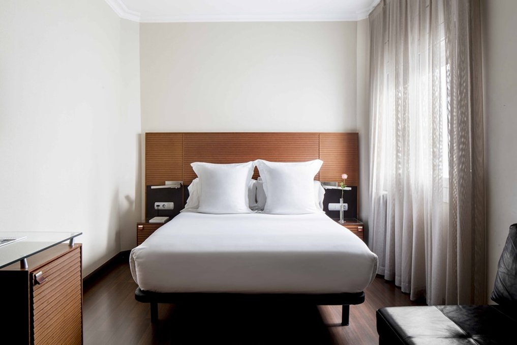 Astoria Hotel 9/42