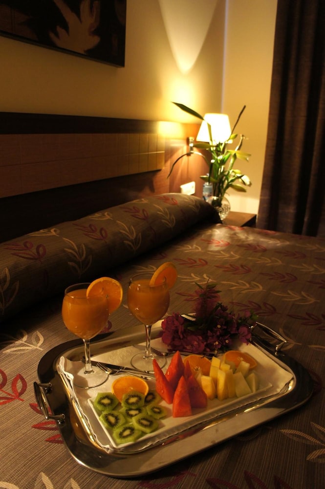 Tch Hotel 20/50
