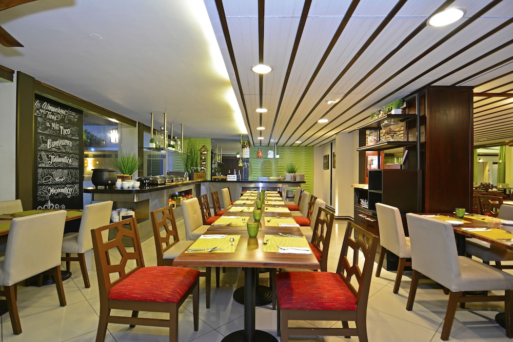 Autentico Hotel 23/50