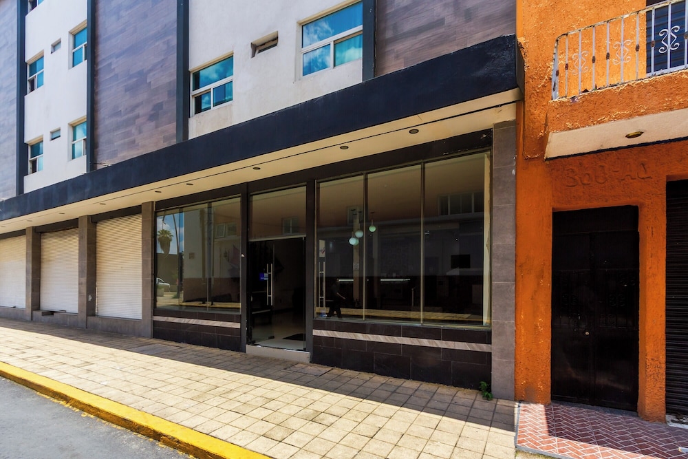 Capital O Hotel Colon Express Guadalajara 7/48