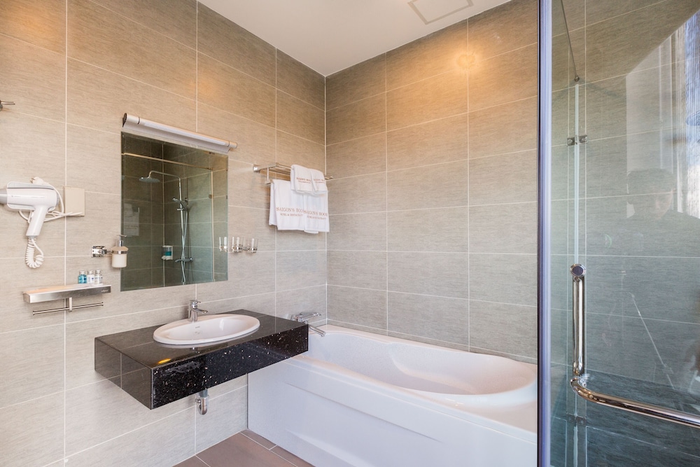 Capital O 585 Saigon Book Da Lat Hotel 32/64