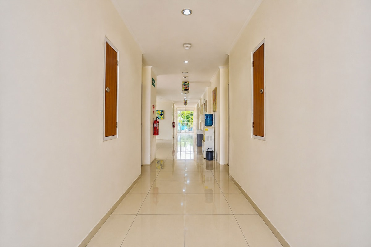 Townhouse Oak Hotel Damar Kurung 9/10