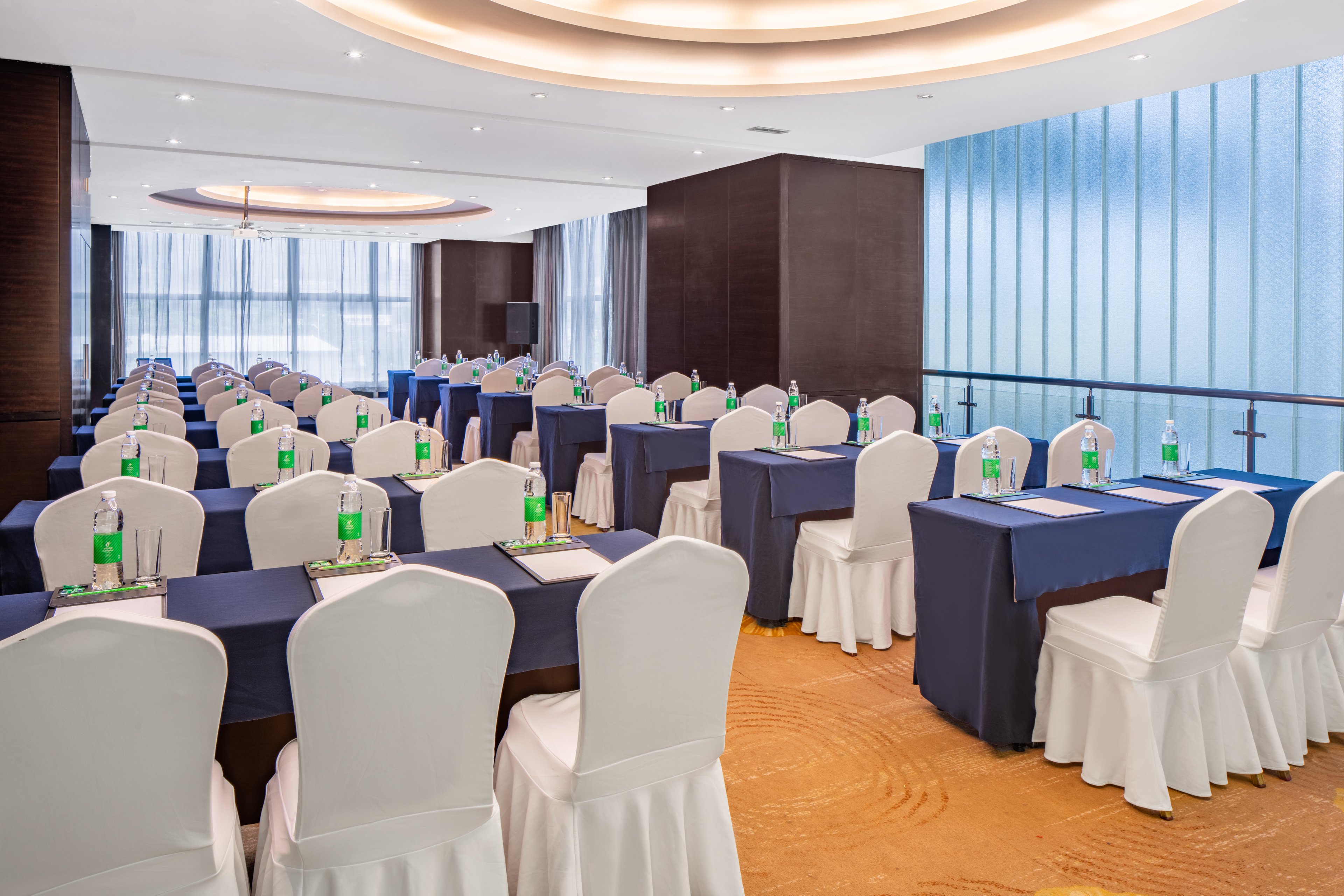 HOLIDAY INN XIAN GREENLAND CENTURY CITY 39/50