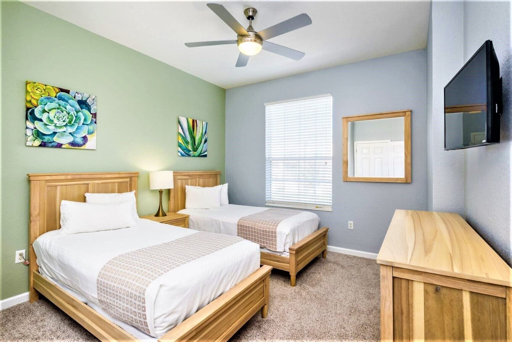2 BEDROOMS, DELUXE, APARTMENT