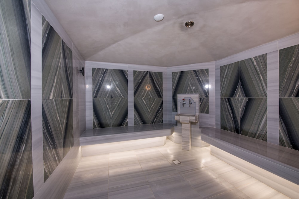 AMIRA Luxury Resort and Spa - Adults Only 11/50