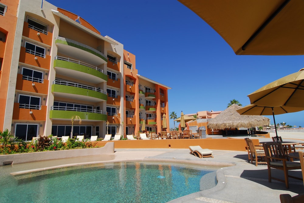 Hotel Palmas De Cortez 1/50