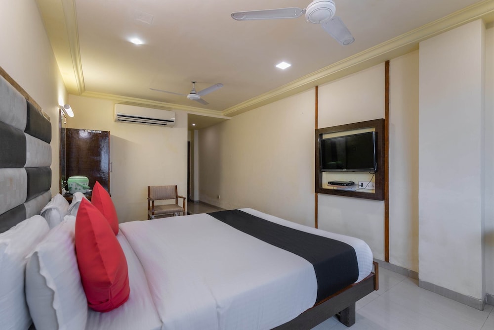 Capital O 891 Hotel Kadamb Inn 28/61