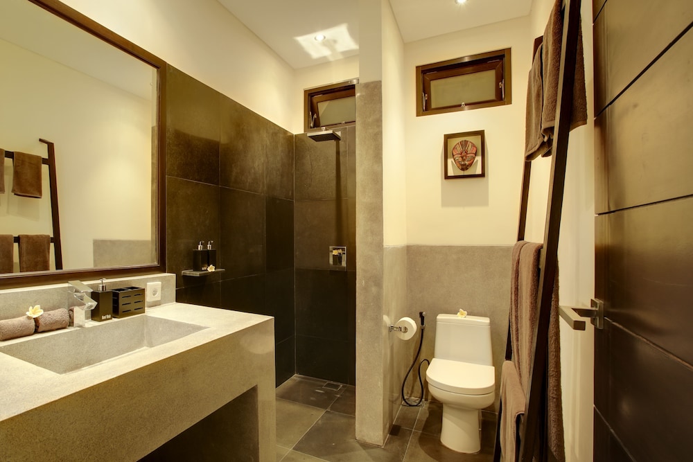 Elok Villas 38/38