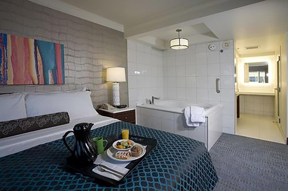 Ballys Evansville Casino And Hotel 41/59