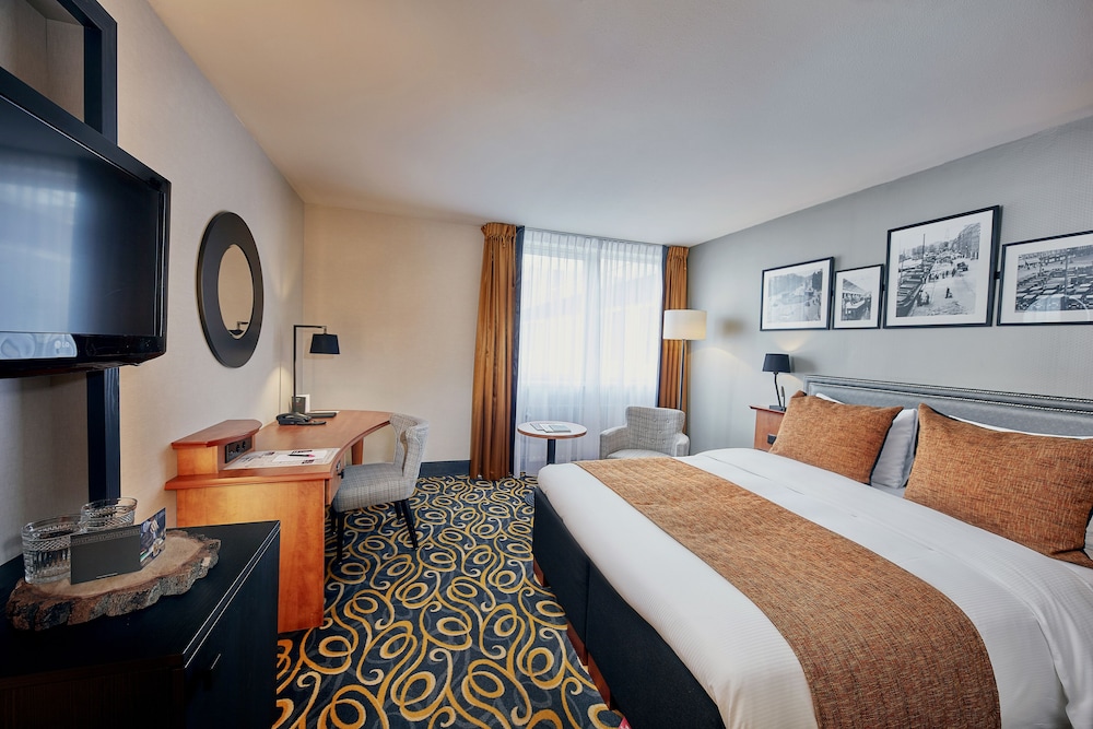 Carlton Square Hotel 15/63