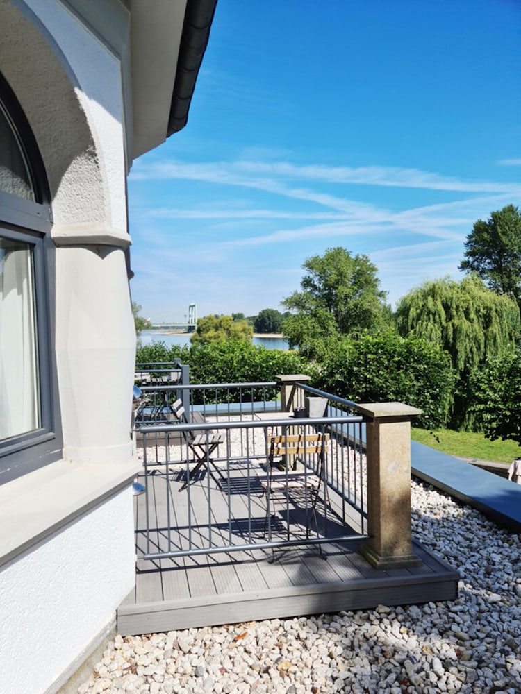 Villahotel Rheinblick 46/50