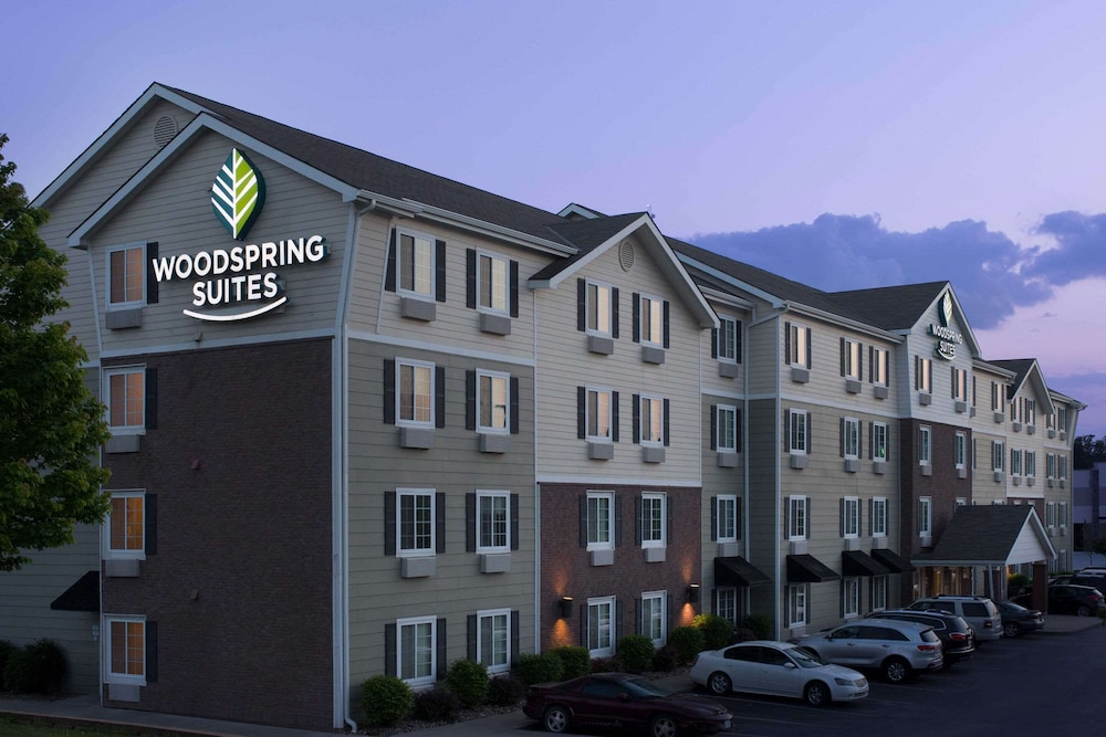 WoodSpring Suites Kansas City Liberty 3/37